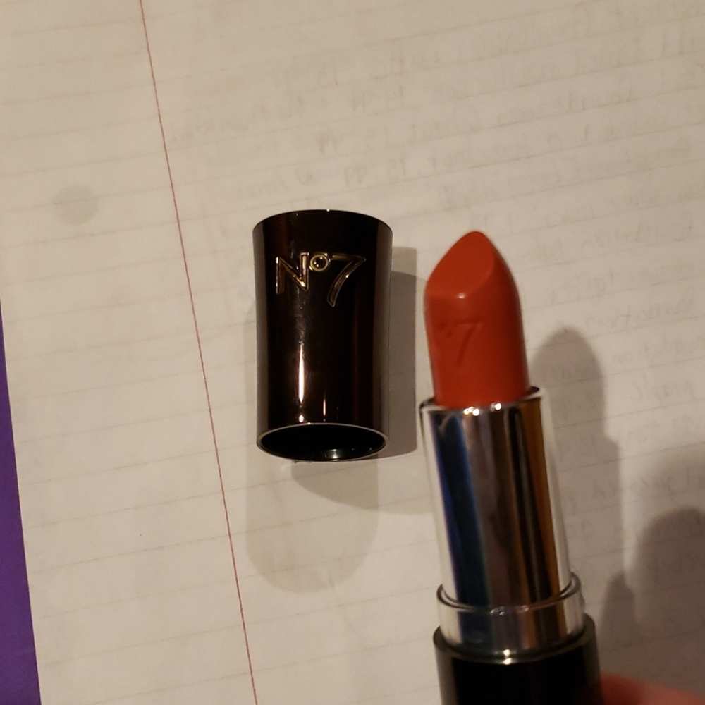 Moisture drench lipstick